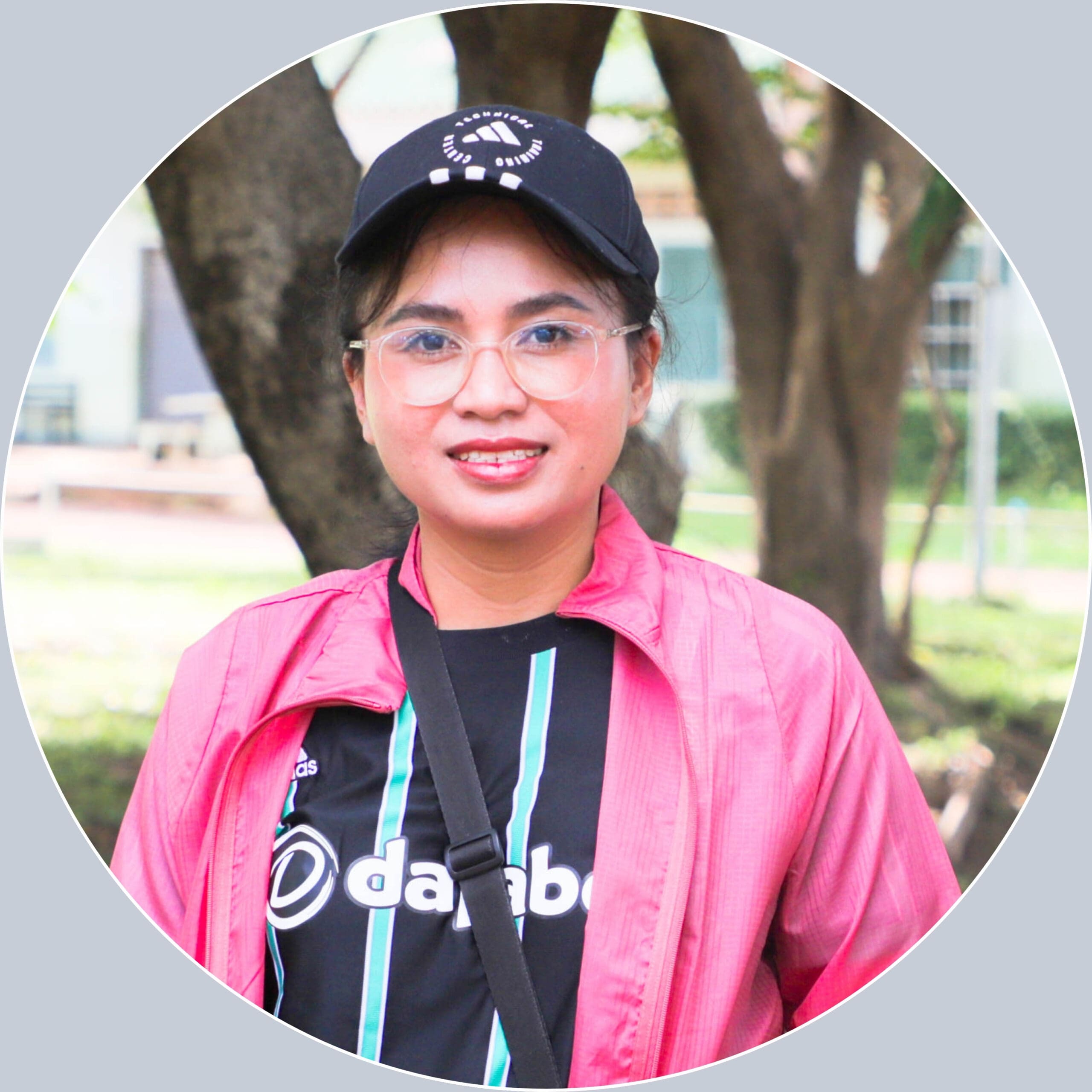 Headshot of Has Solinda from Bees Combo, participant from Forest Ecopreneurs Incubation Program